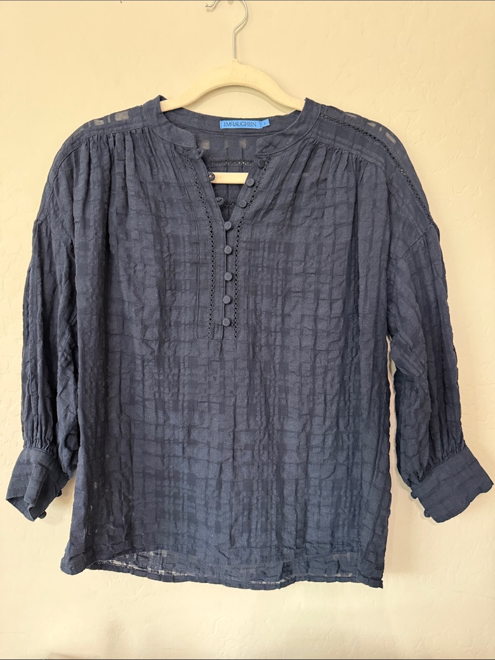 J. McLaughlin Black cotton/ linen Textured Button-Front Tunic-Small